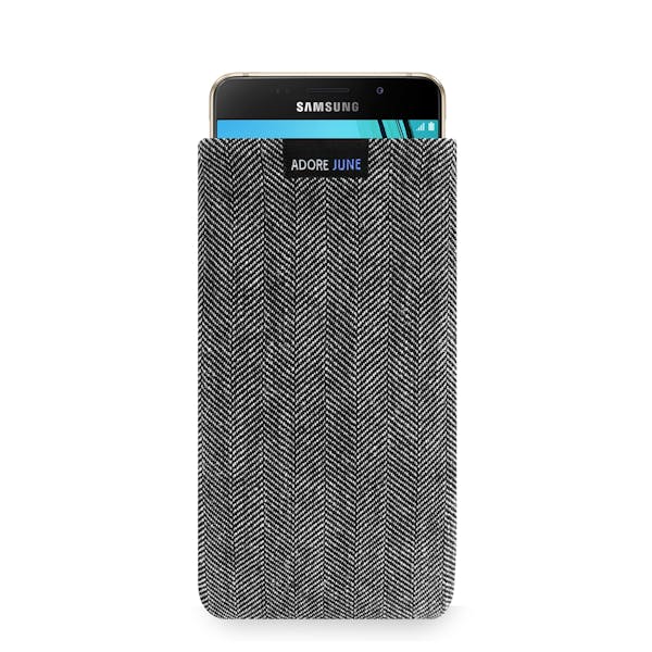 Das Bild zeigt die Vorderseite von Business Tasche für Samsung Galaxy A5 2016-2017 in Farbe Grau / Schwarz; Zur Veranschaulichung wird ebenfalls dargestellt, wie das kompatible Gerät in dieser Tasche aussieht