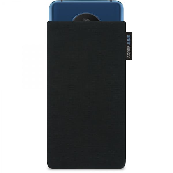 Das Bild zeigt die Vorderseite von Classic Tasche für OnePlus 7T in Farbe Schwarz; Zur Veranschaulichung wird ebenfalls dargestellt, wie das kompatible Gerät in dieser Tasche aussieht