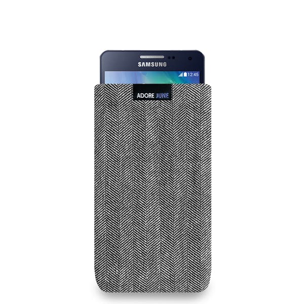 Das Bild zeigt die Vorderseite von Business Tasche für Samsung Galaxy A5 2014 in Farbe Grau / Schwarz; Zur Veranschaulichung wird ebenfalls dargestellt, wie das kompatible Gerät in dieser Tasche aussieht