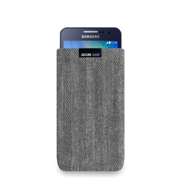 Das Bild zeigt die Vorderseite von Business Tasche für Samsung Galaxy A3 2014 in Farbe Grau / Schwarz; Zur Veranschaulichung wird ebenfalls dargestellt, wie das kompatible Gerät in dieser Tasche aussieht