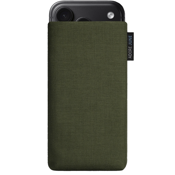 Bild 1 von Adore June Classic Tasche für iPhone 18 Pro in Farbe Oliv-Grün