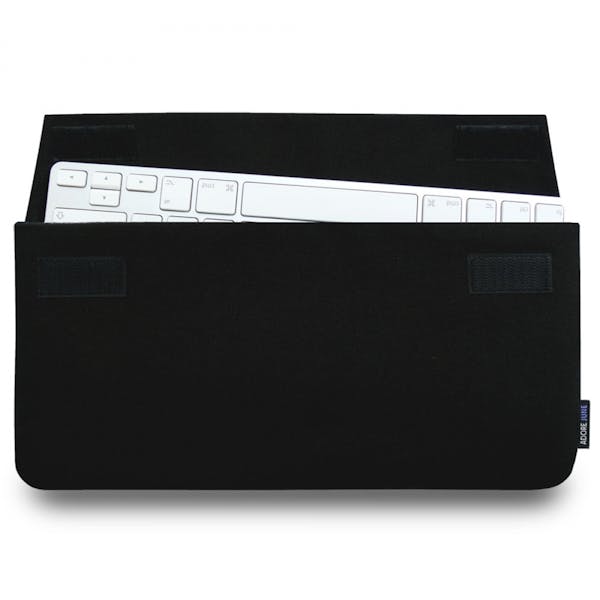 The picture shows the front of Keeb Sleeve for Apple Wireless Keyboard 1st Gen in color Black; As an illustration, it also shows what the compatible device looks like in this bag